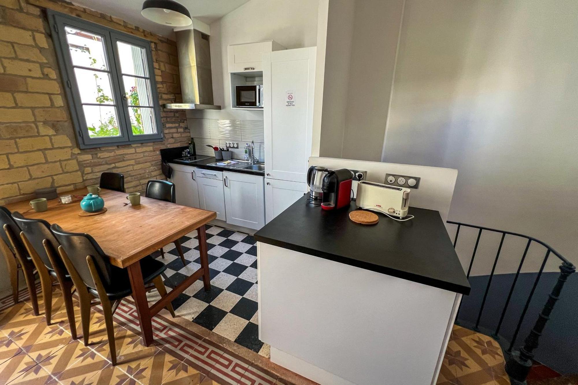 Apartament Ac - Private Exterior - Duplex Quartier Des Artistes Awinion Zewnętrze zdjęcie